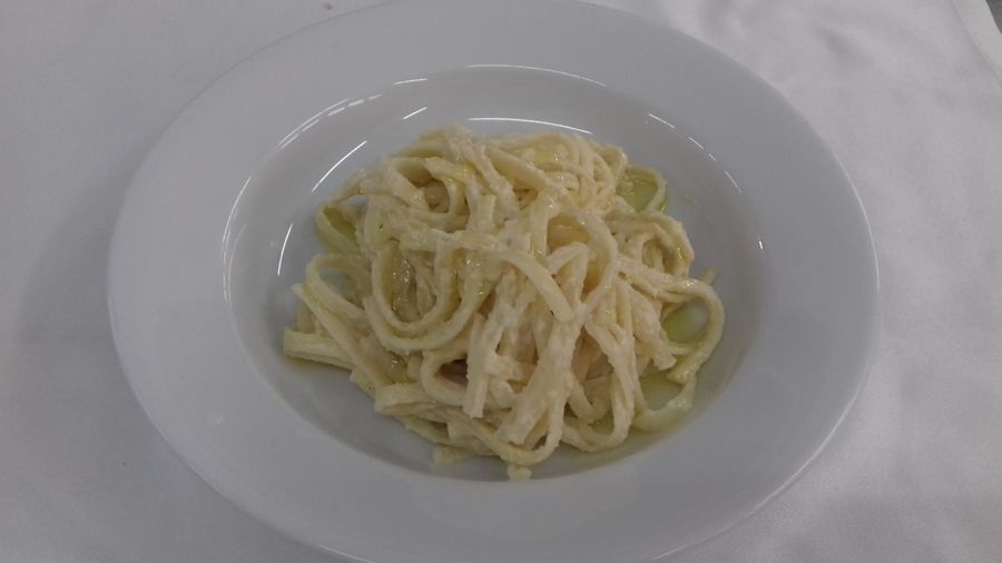 tallarines-salsa-Alfredo.web